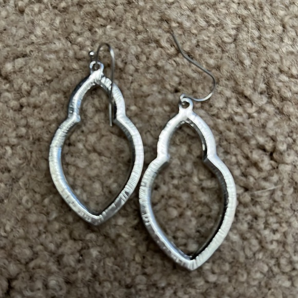 Marylin Schiff earrings   Black beads - Picture 2 of 2